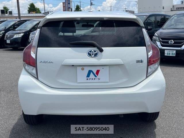 Toyota AQUA 2015-11 314237-15