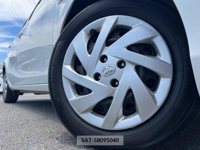 Toyota AQUA 2015-11 314237-13