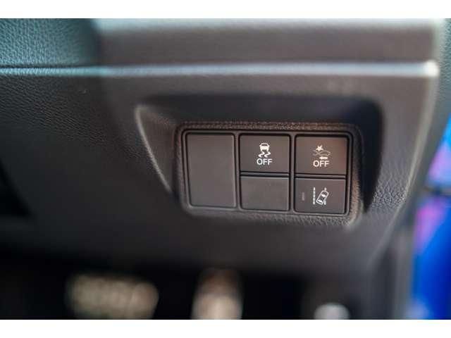 Honda CIVIC 2017-12 15652-10