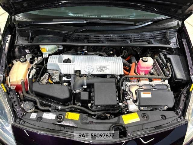 Toyota PRIUS 2013-09 208835-18