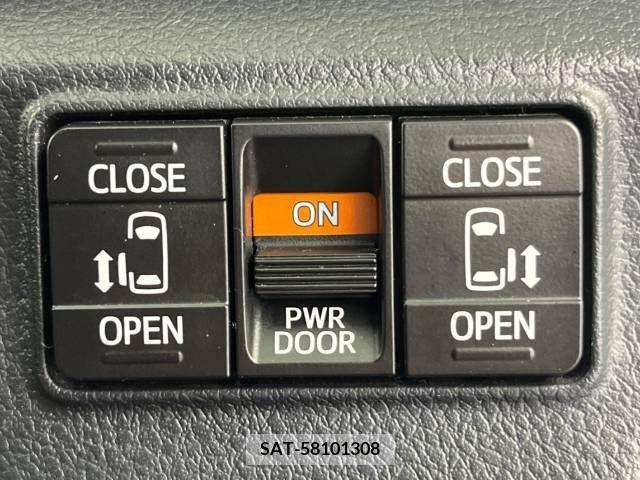 Toyota SIENTA 2016-03 314624-4