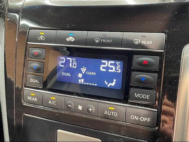 Nissan ELGRAND 2017-02 183427-11