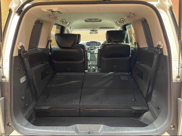 Nissan ELGRAND 2017-02 183427-19