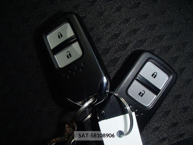 Honda FIT HYBRID 2019-01 269711-11