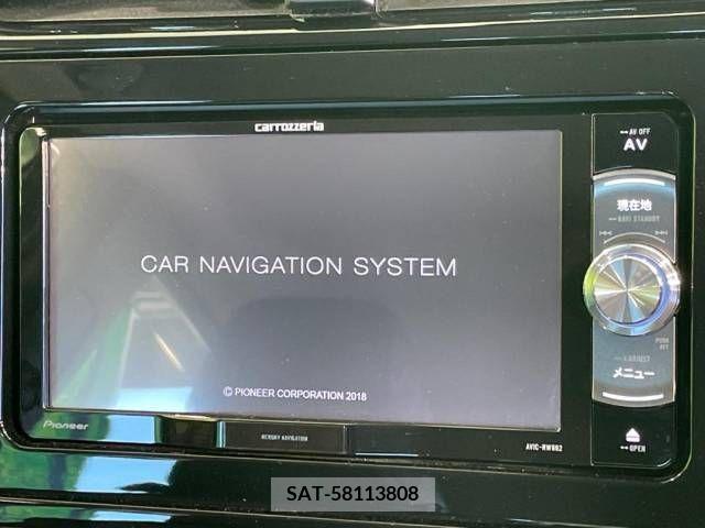 Toyota PRIUS 2019-11 366533-2
