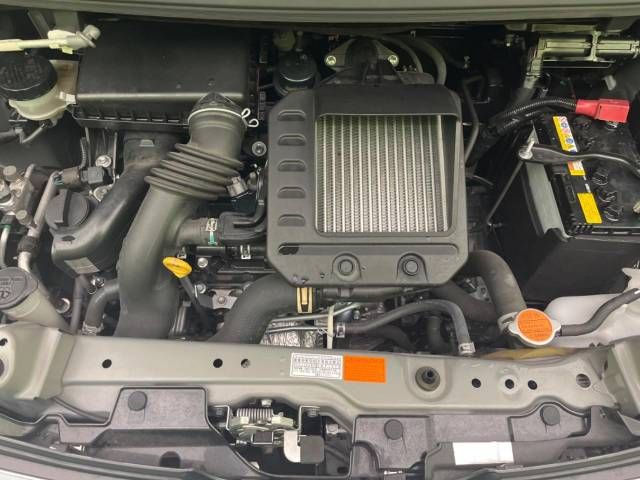 Toyota ROOMY 2019-06 14438-18