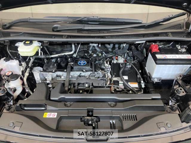 Toyota VOXY HYBRID 2023-07 289451-19