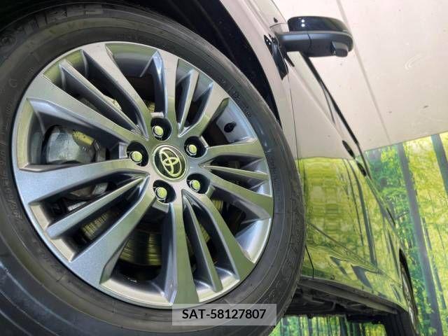 Toyota VOXY HYBRID 2023-07 289451-14