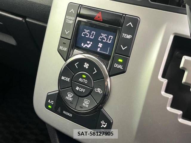 Toyota VOXY 2012-01 321352-5
