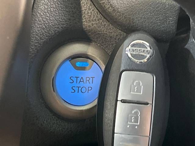 Nissan NOTE 2017-11 17242-5