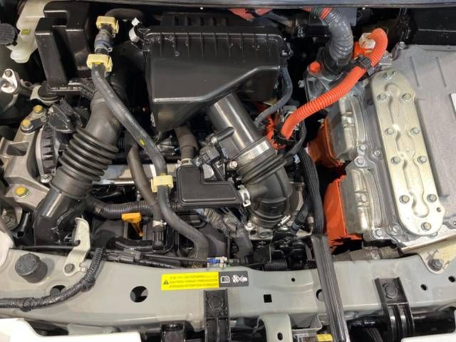 Nissan NOTE 2017-11 17242-18