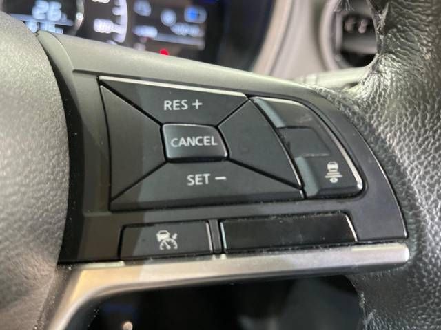 Nissan NOTE 2017-11 17242-6