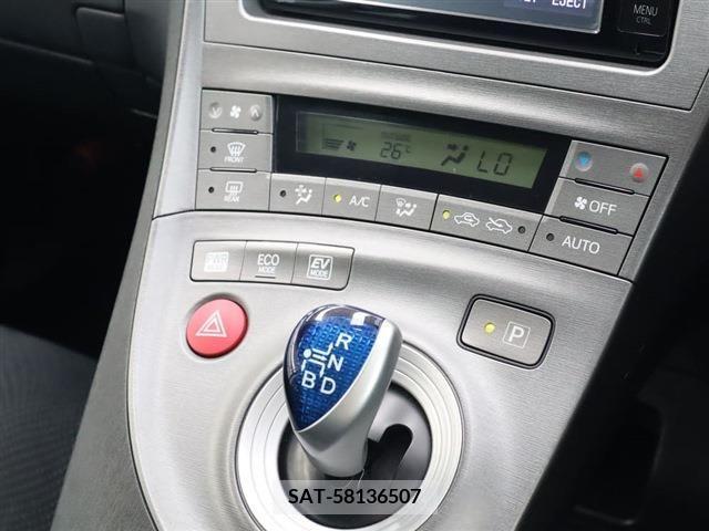 Toyota PRIUS 2014-10 322144-9