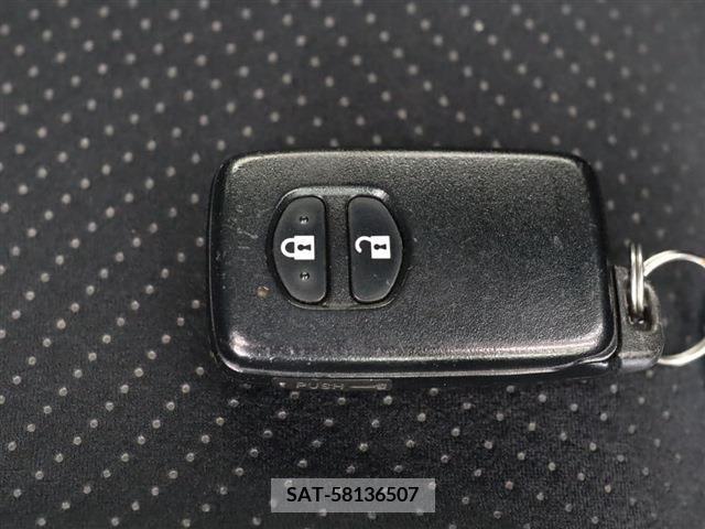 Toyota PRIUS 2014-10 322144-15