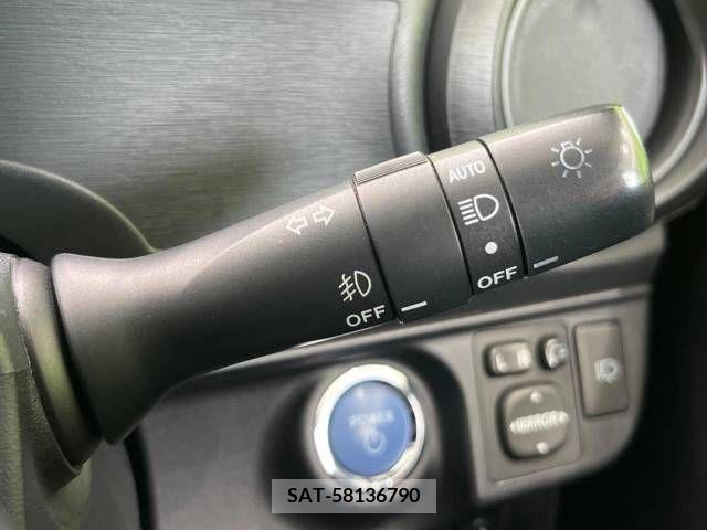 Toyota AQUA 2013-06 291746-5