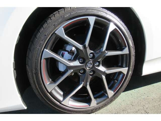 Toyota PRIUS PHV 2018-03 1618-13