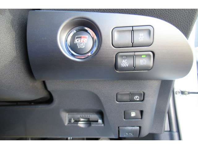 Toyota PRIUS PHV 2018-03 1618-12