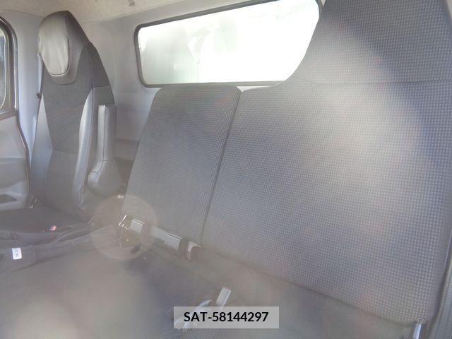 Mitsubishi CANTER 2019-07 242856-18