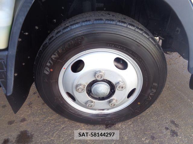 Mitsubishi CANTER 2019-07 242856-9