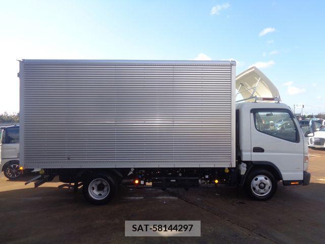 Mitsubishi CANTER 2019-07 242856-5