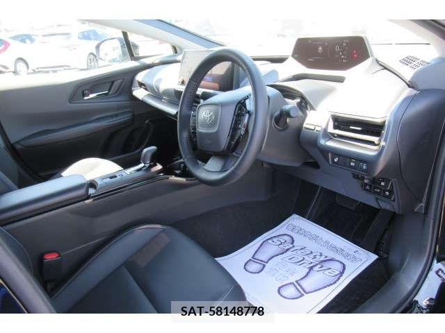 Toyota PRIUS 2023-11 393359-7
