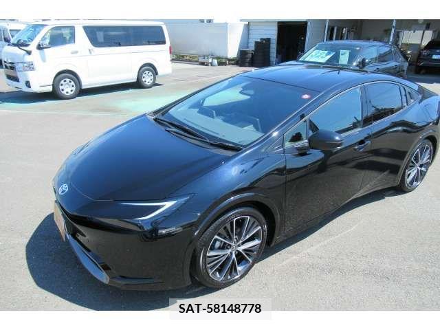 Toyota PRIUS 2023-11 393359-6