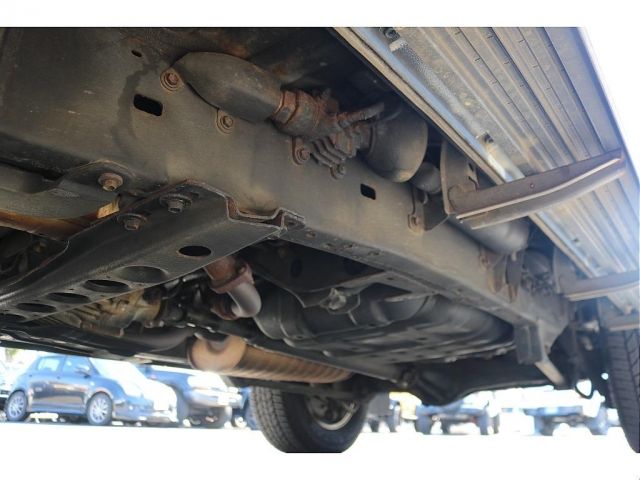 Toyota LAND CRUISER 2002-01 18065-11