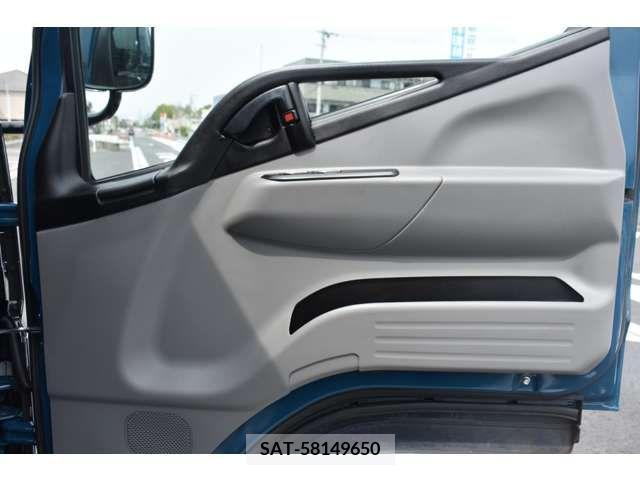 Mitsubishi CANTER 2021-05 263919-8