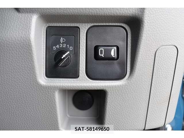 Mitsubishi CANTER 2021-05 263919-15
