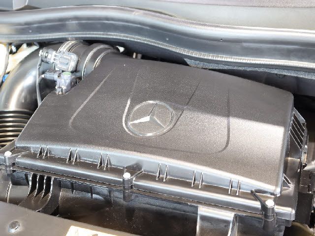 Mercedes Benz V-CLASS 2020-02 13480-17
