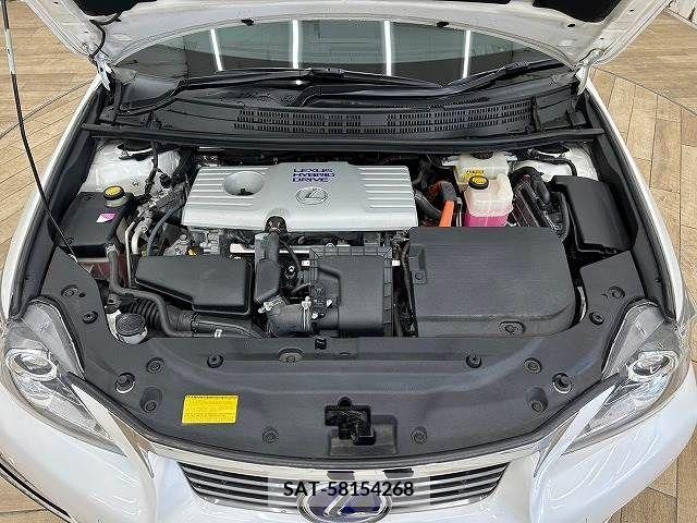 Lexus CT 2012-02 322682-19