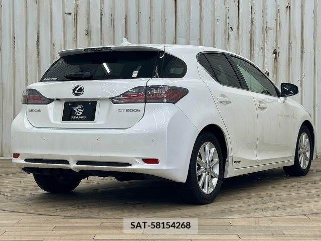 Lexus CT 2012-02 322682-16