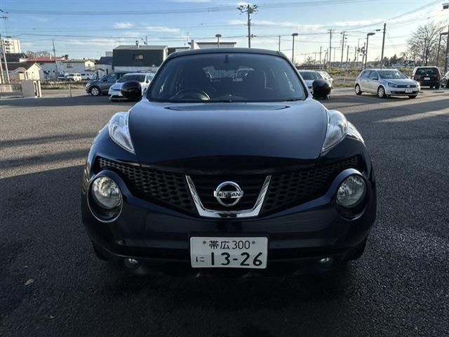 Nissan JUKE 2011-10 27682-1