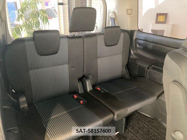 Toyota VOXY 2014-02 352910-9