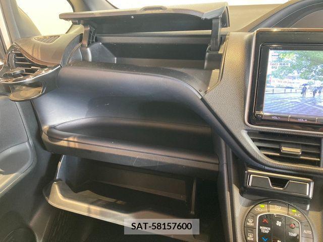 Toyota VOXY 2014-02 352910-22