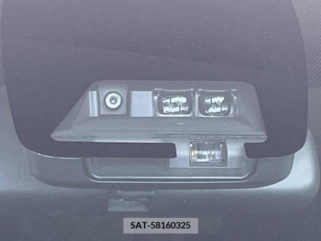 Toyota VOXY 2019-04 288933-4