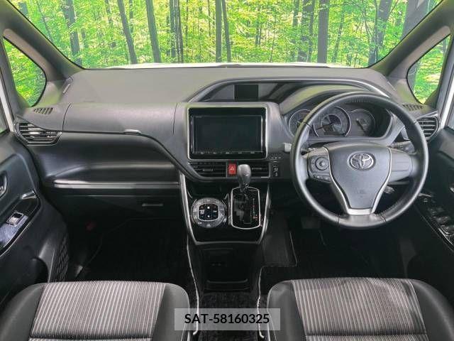 Toyota VOXY 2019-04 288933-1