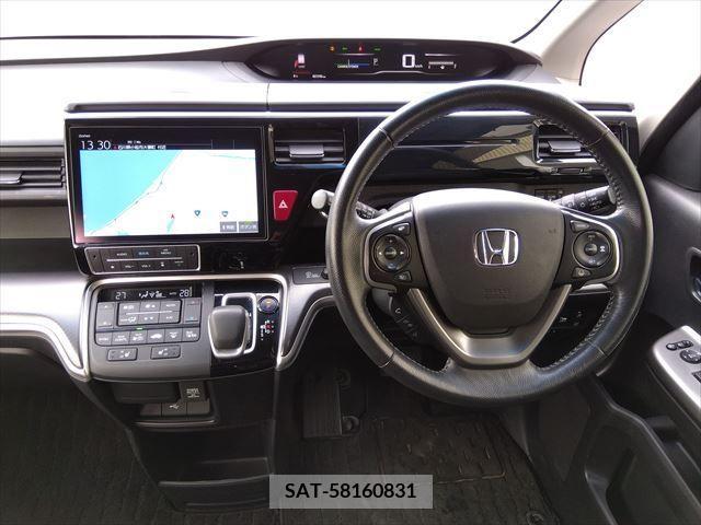 Honda e 2018-12 213761-1