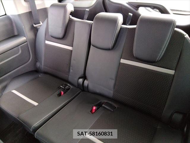 Honda e 2018-12 213761-13