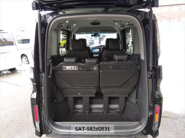 Honda e 2018-12 213761-14