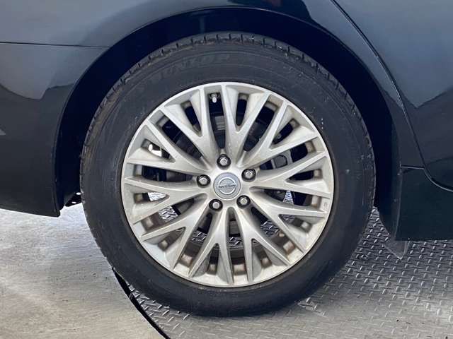 Nissan CIMA HYBRID 2012-06 184499-17