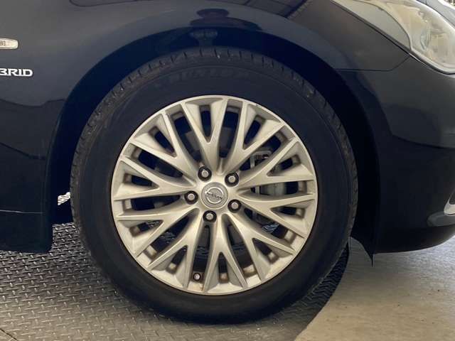 Nissan CIMA HYBRID 2012-06 184499-16