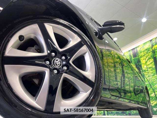 Toyota PRIUS 2020-04 344329-13