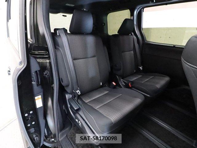 Toyota VOXY 2018-10 370382-4