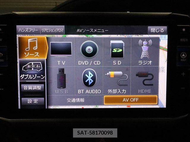 Toyota VOXY 2018-10 370382-15