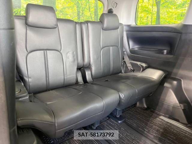 Toyota VELLFIRE 2019-03 210636-10