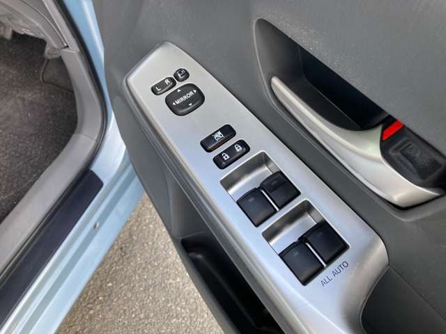 Toyota PRIUS ALPHA 2012-03 3119-17