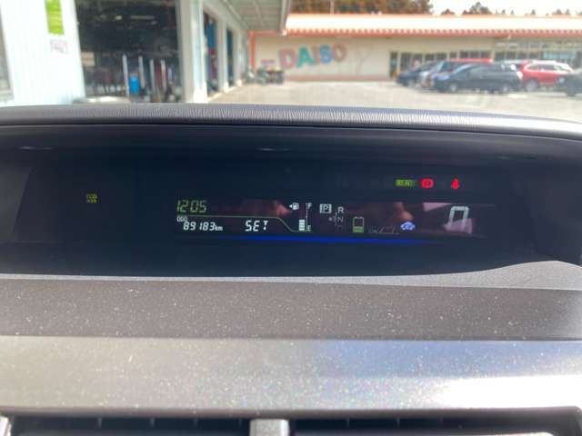 Toyota PRIUS ALPHA 2012-03 3119-10