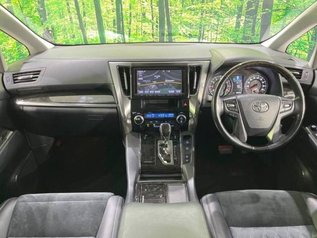 Toyota ALPHARD 2017-05 21296-1
