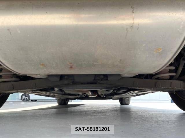 Volvo V60 2015-06 381009-19